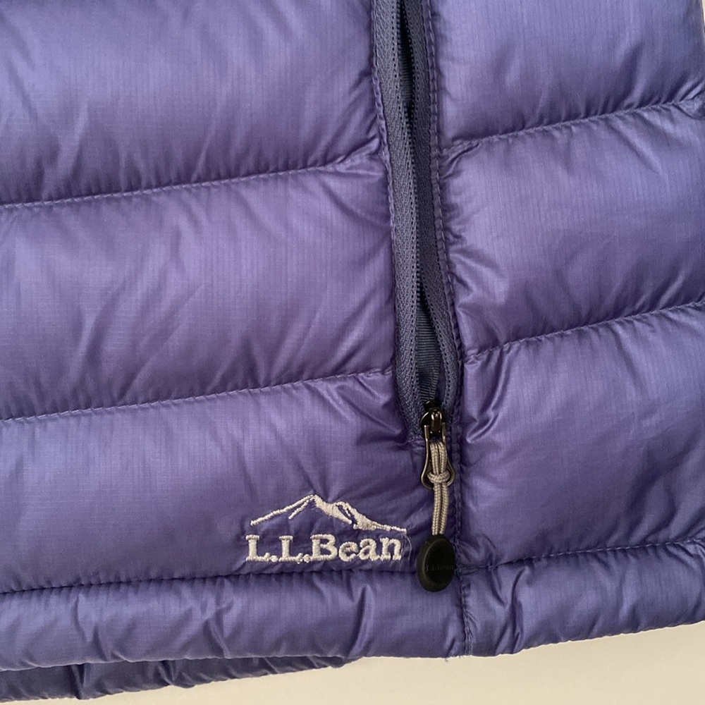 Llbean Womens Down Jacket Like New - image 2